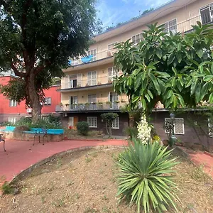 Appartement Crispi 74.1 -, Naples